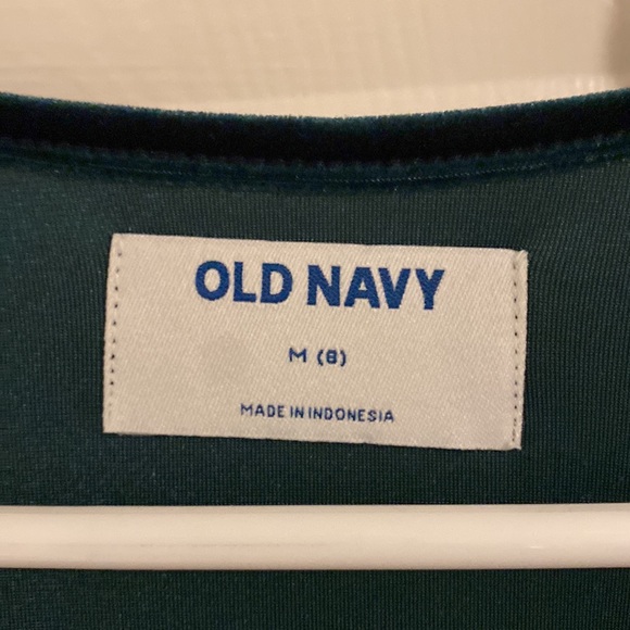 Old Navy long sleeve green velvet dress for girls size 8. - Picture 5 of 5